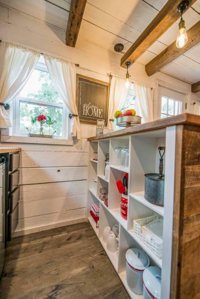Cozy Cabin Little Red Hen 12 Min To Magnolia Waco Exterior foto